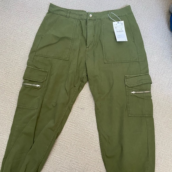 Green cargo pants - Picture 1 of 5